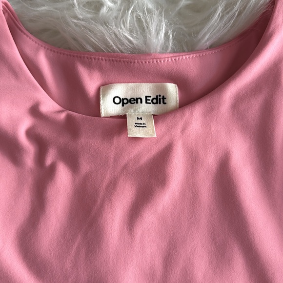 Open Edit Smooth Edit Short Sleeve Top - Picture 8 of 9